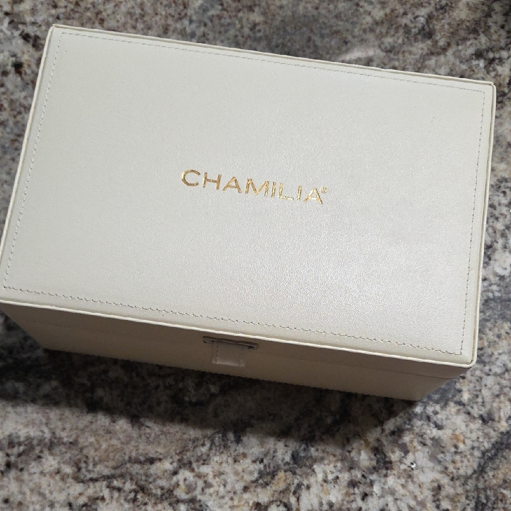 Chamilia Cream Jewelry Organizer